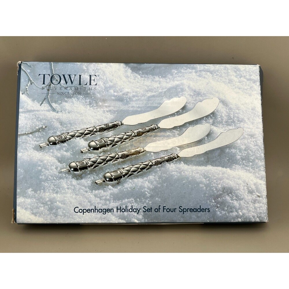 NIB Towle Silver Plated Holiday Spreaders Set 4pc Snowflakes Charcuterie Party